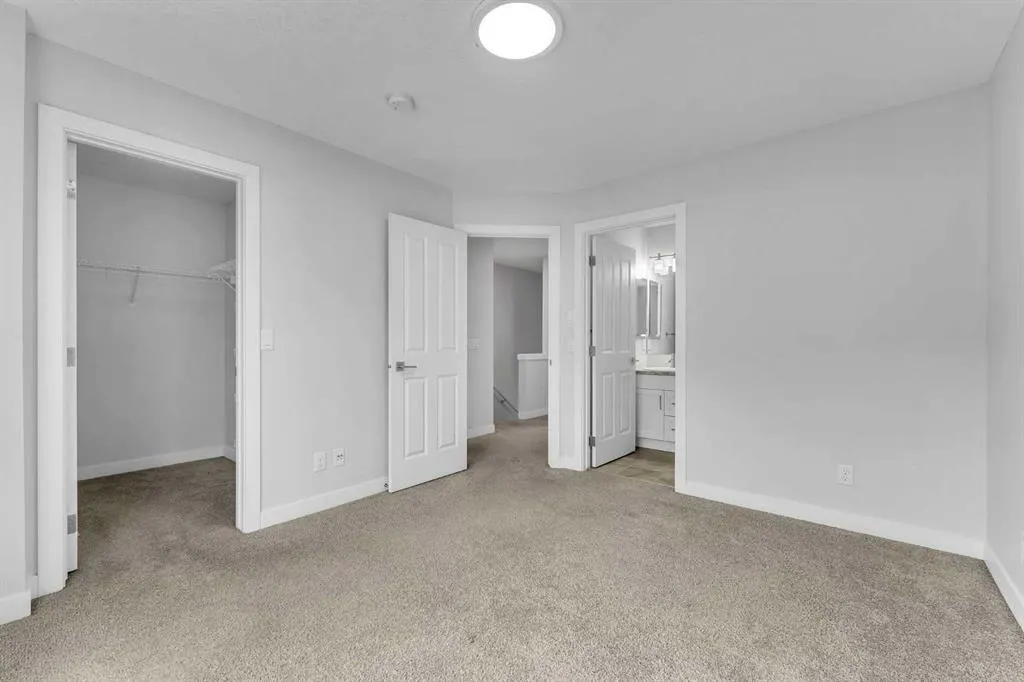 131 Evanscrest Gardens NW