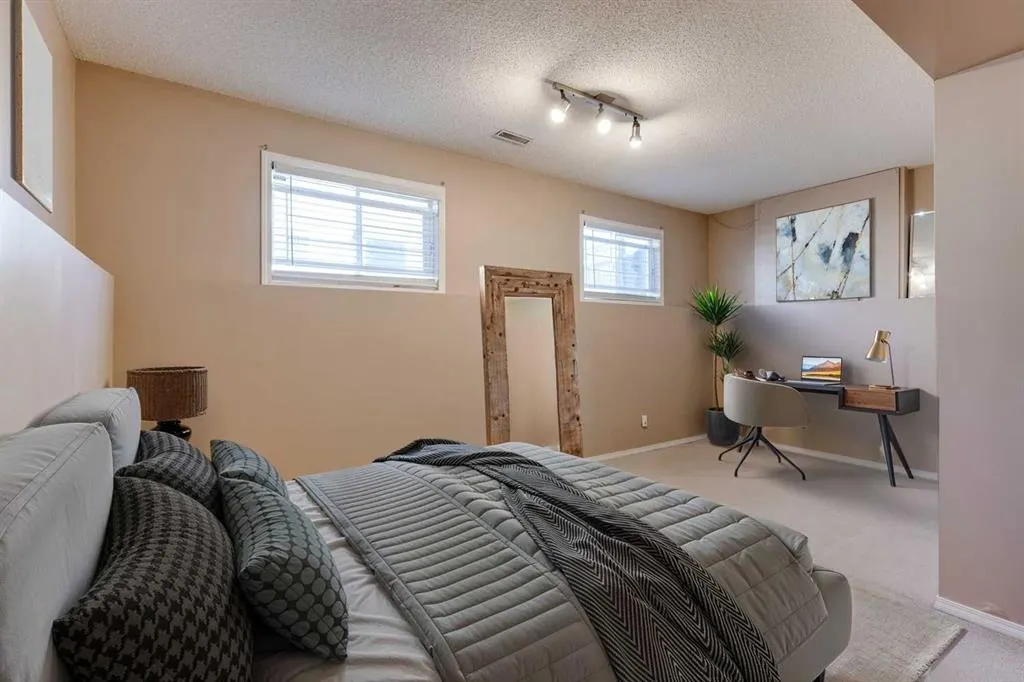 91 Martin Crossing Close NE