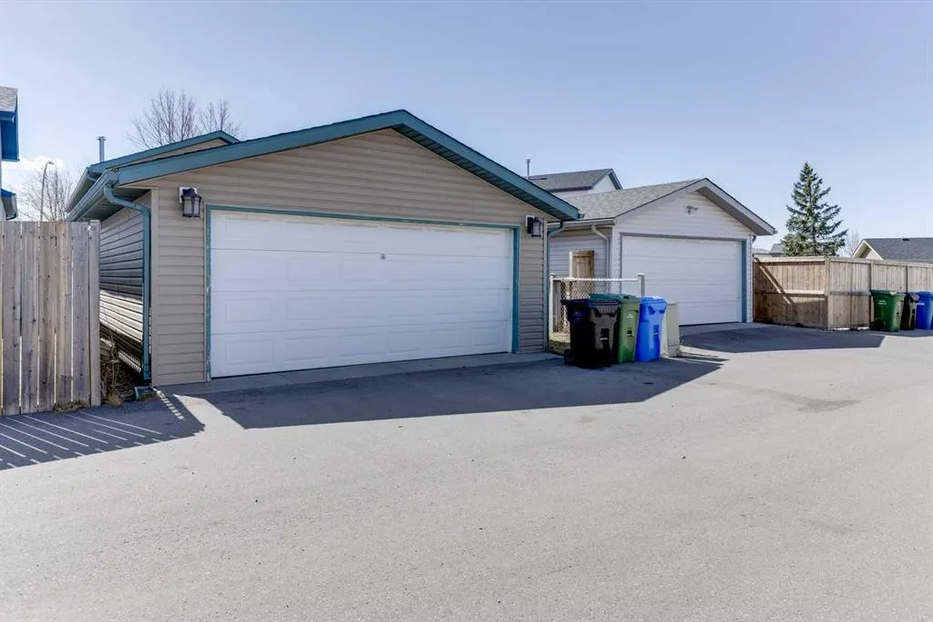 91 Martin Crossing Close NE