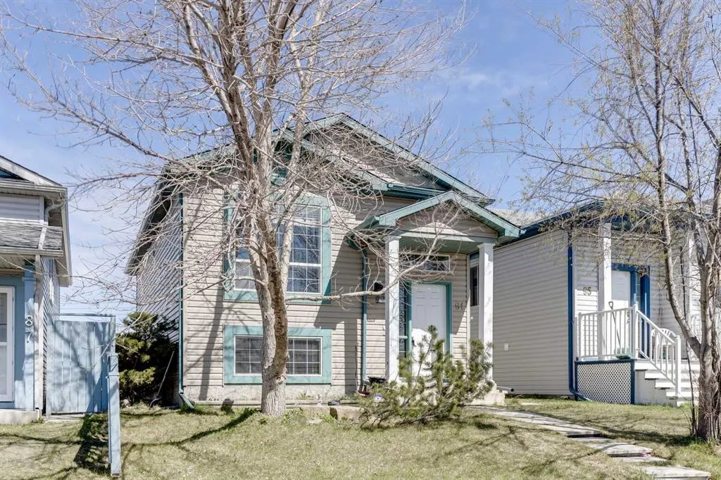 91 Martin Crossing Close NE