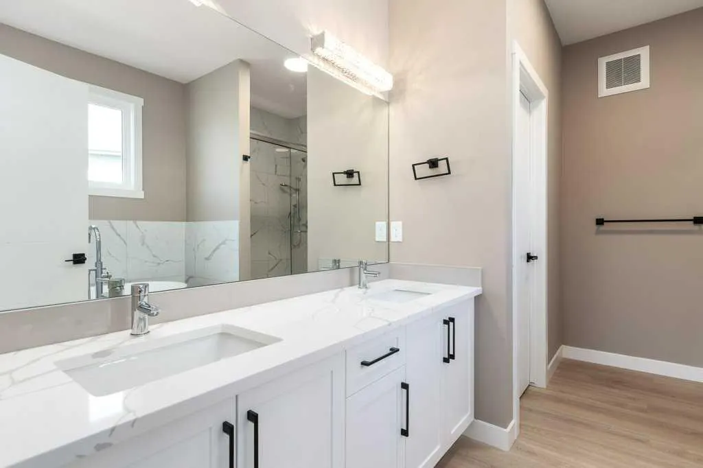 214 Monterey Bay SE