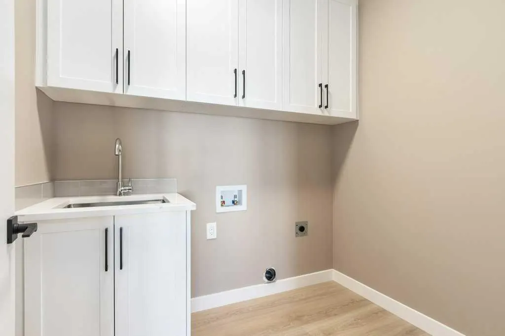 214 Monterey Bay SE