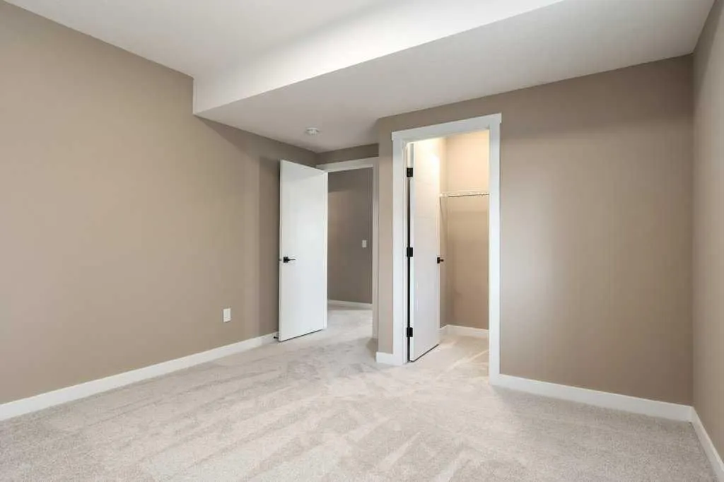 214 Monterey Bay SE