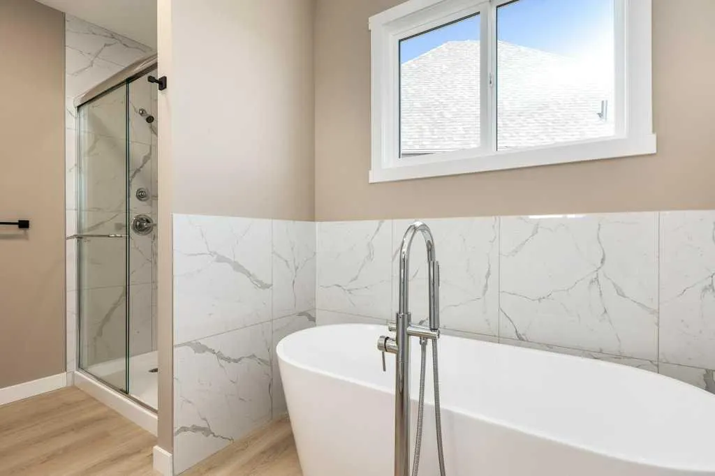 214 Monterey Bay SE