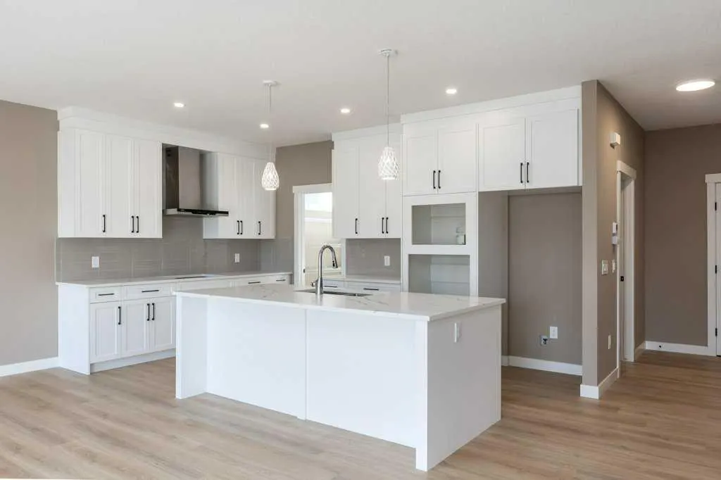 214 Monterey Bay SE