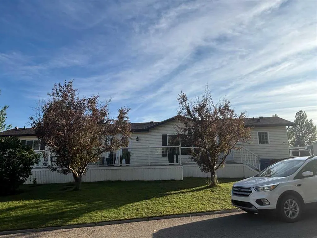 99 arbour lake Road NW, #31