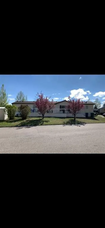 99 arbour lake Road NW, #31