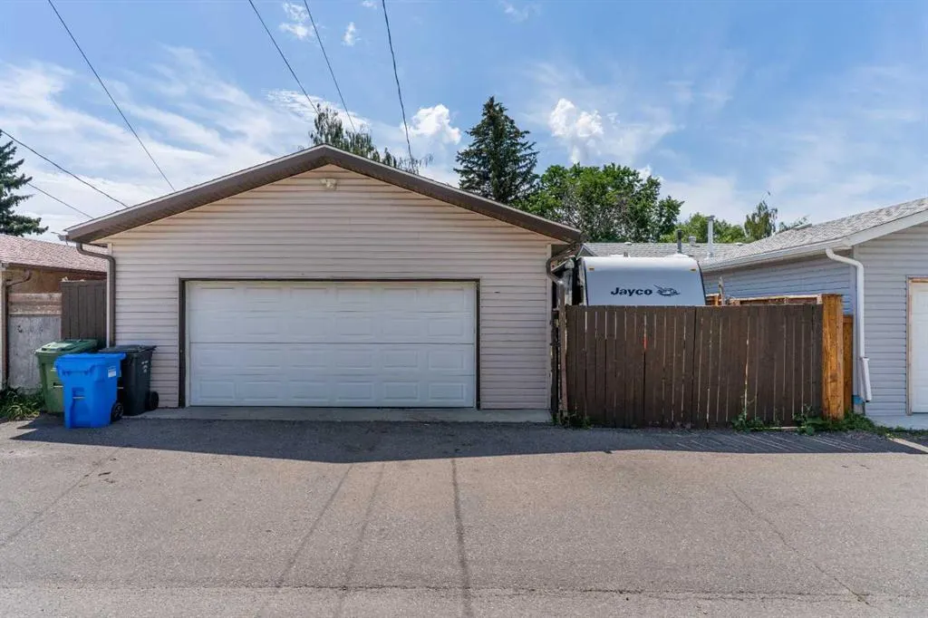 60 Dover Meadow Close SE