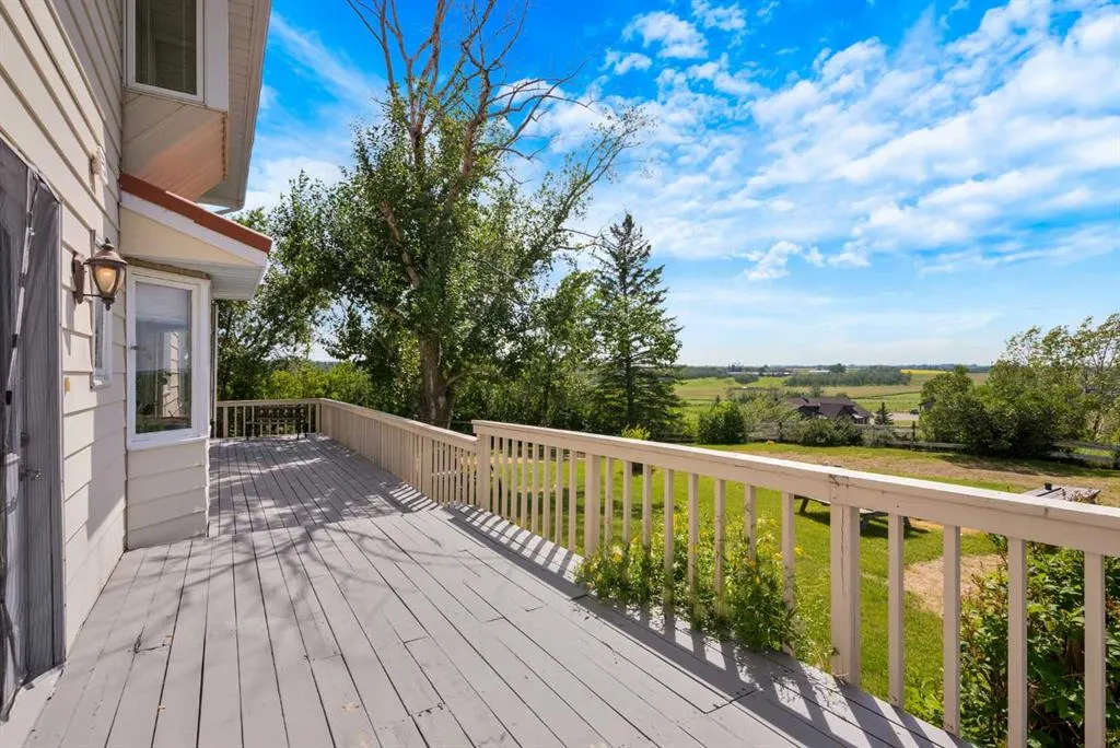 56053 Ridgeview Drive E