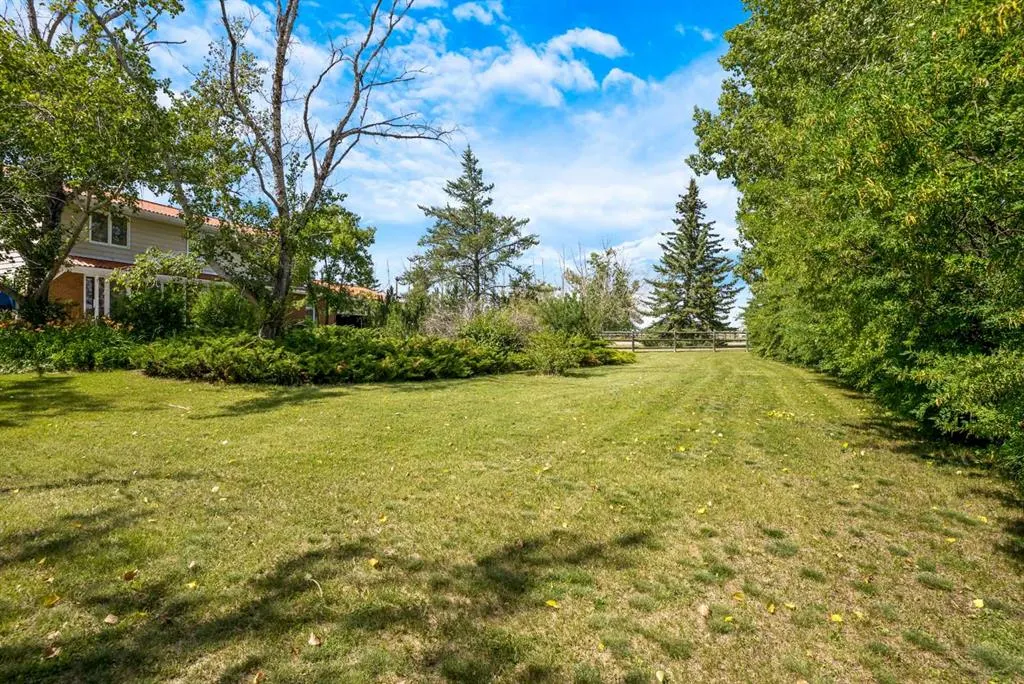 56053 Ridgeview Drive E