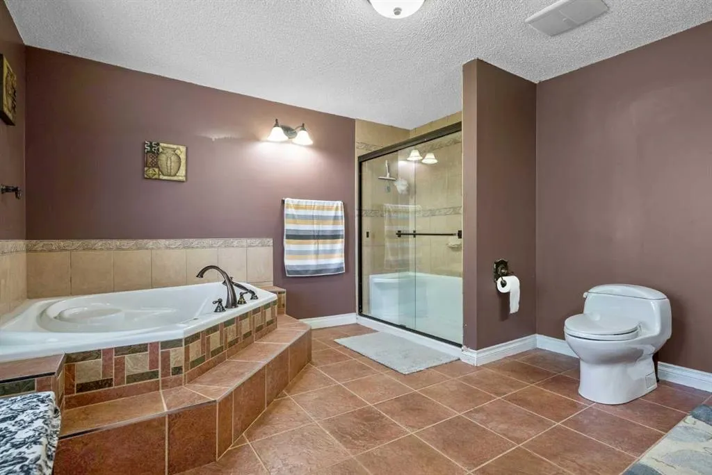 56053 Ridgeview Drive E