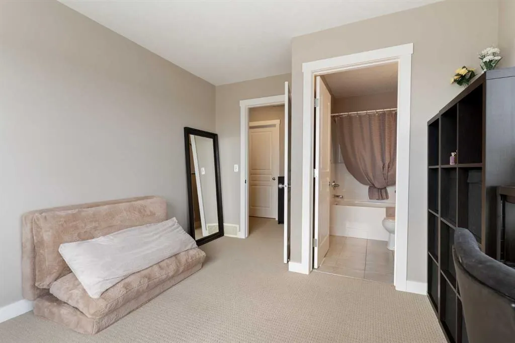 199 Cranford Walk SE