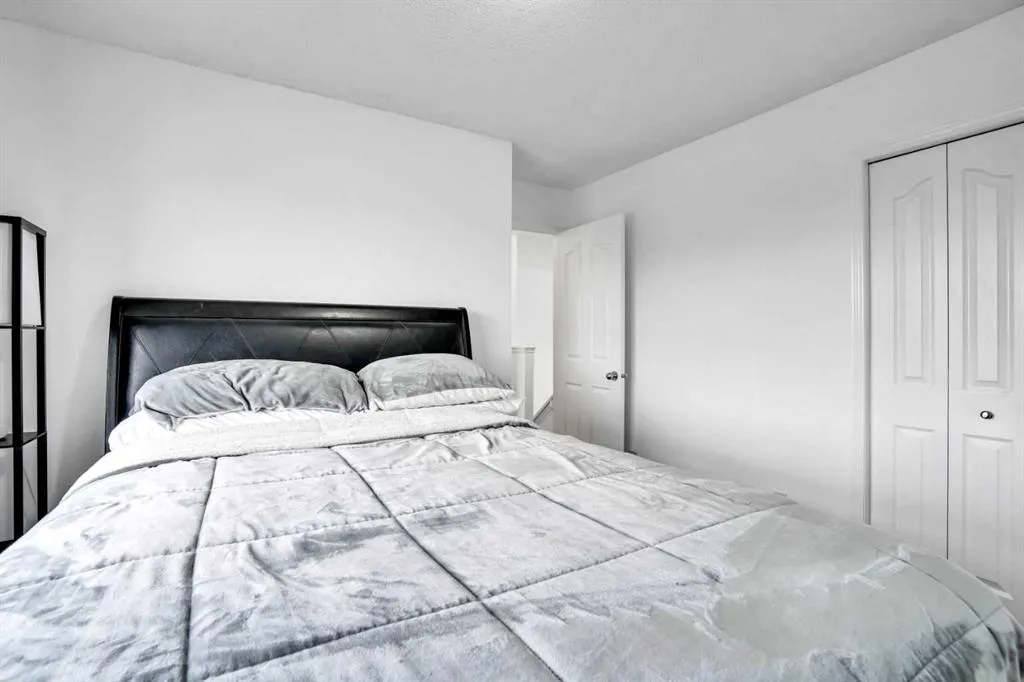 19 New Brighton Drive SE