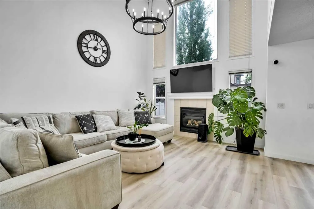19 New Brighton Drive SE