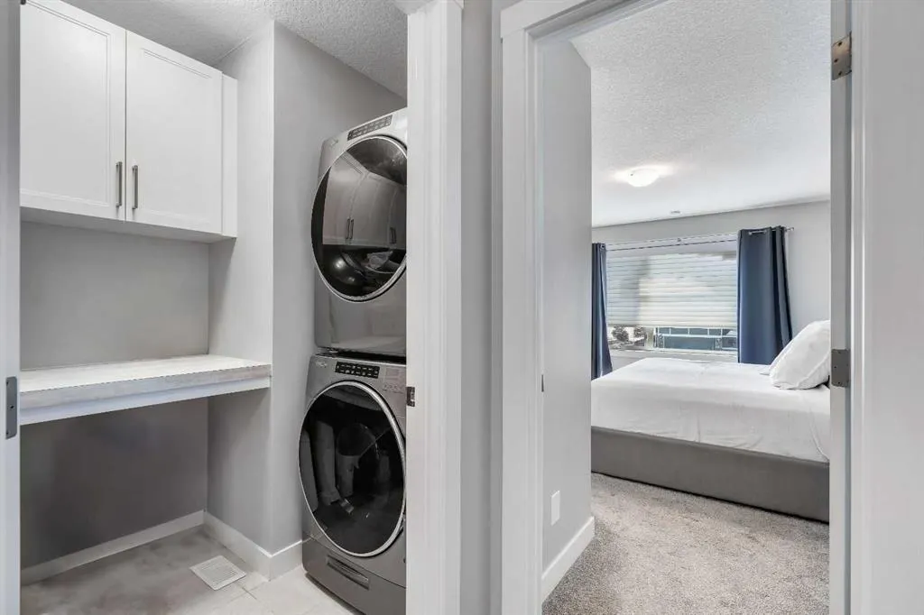 27 Cranbrook Court SE