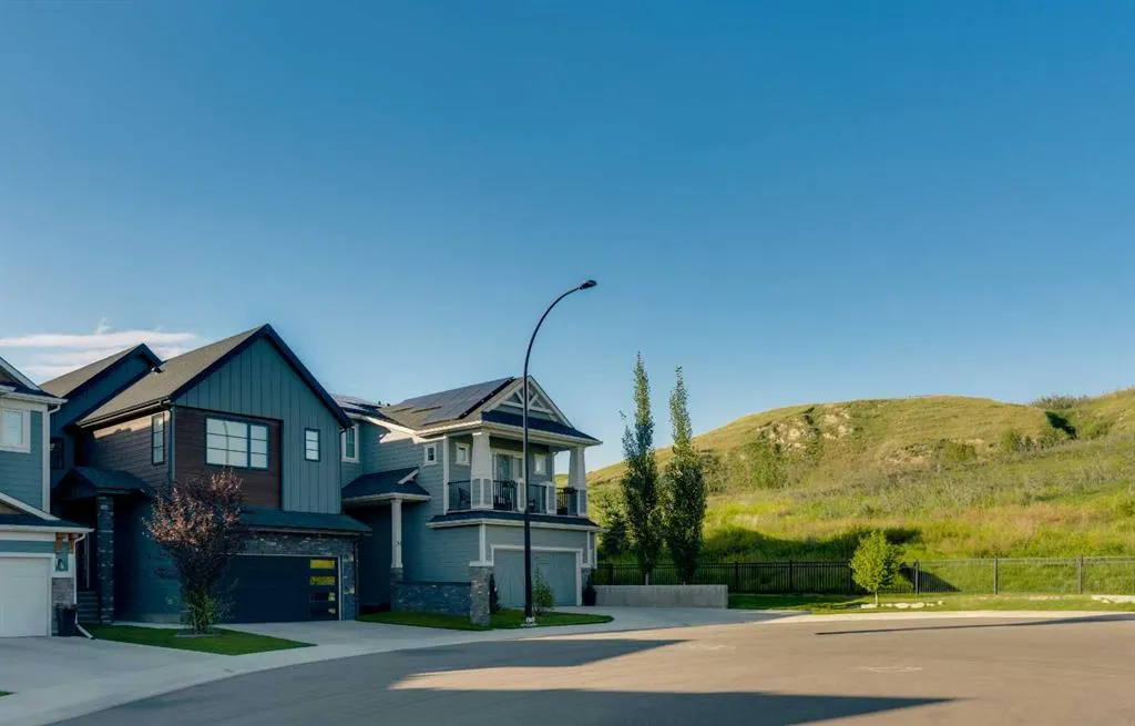 27 Cranbrook Court SE