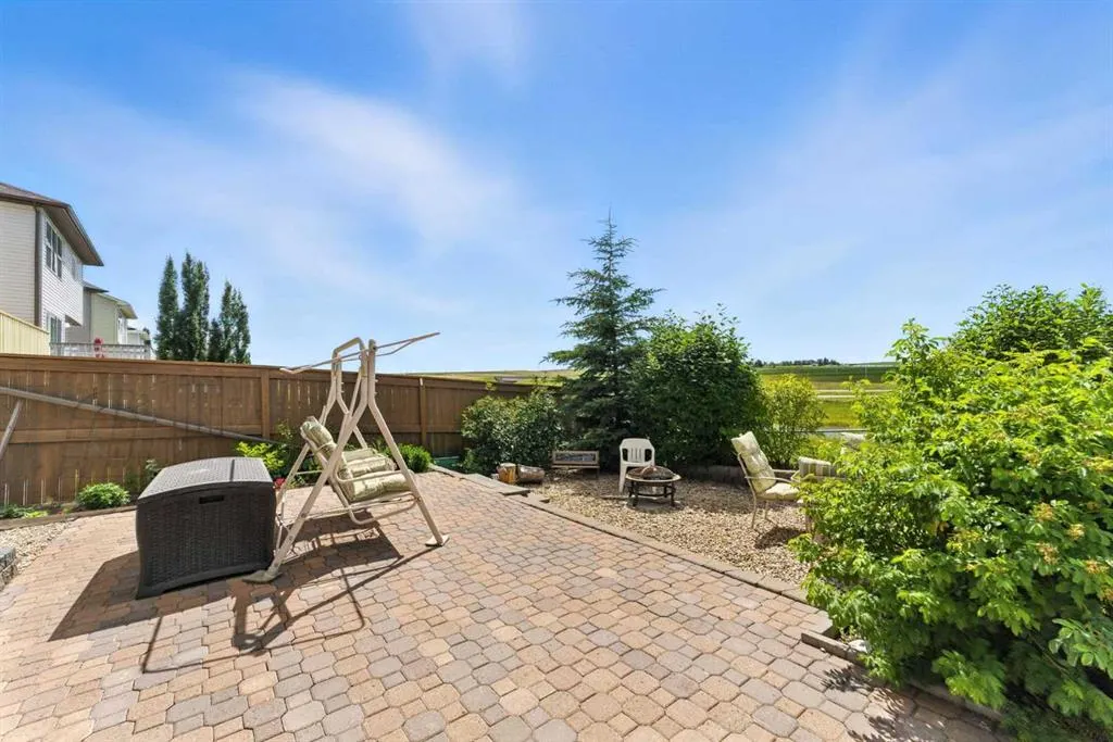 5 Bridlecrest Court SW