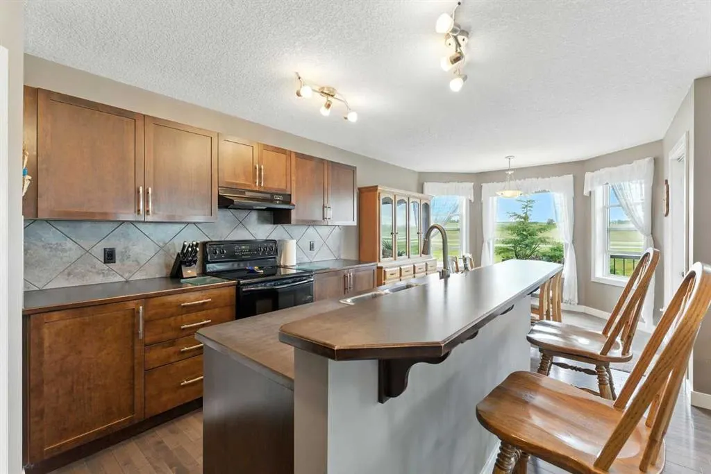 5 Bridlecrest Court SW