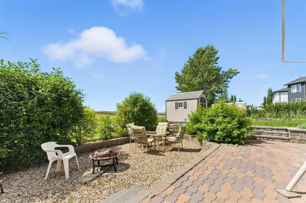 5 Bridlecrest Court SW