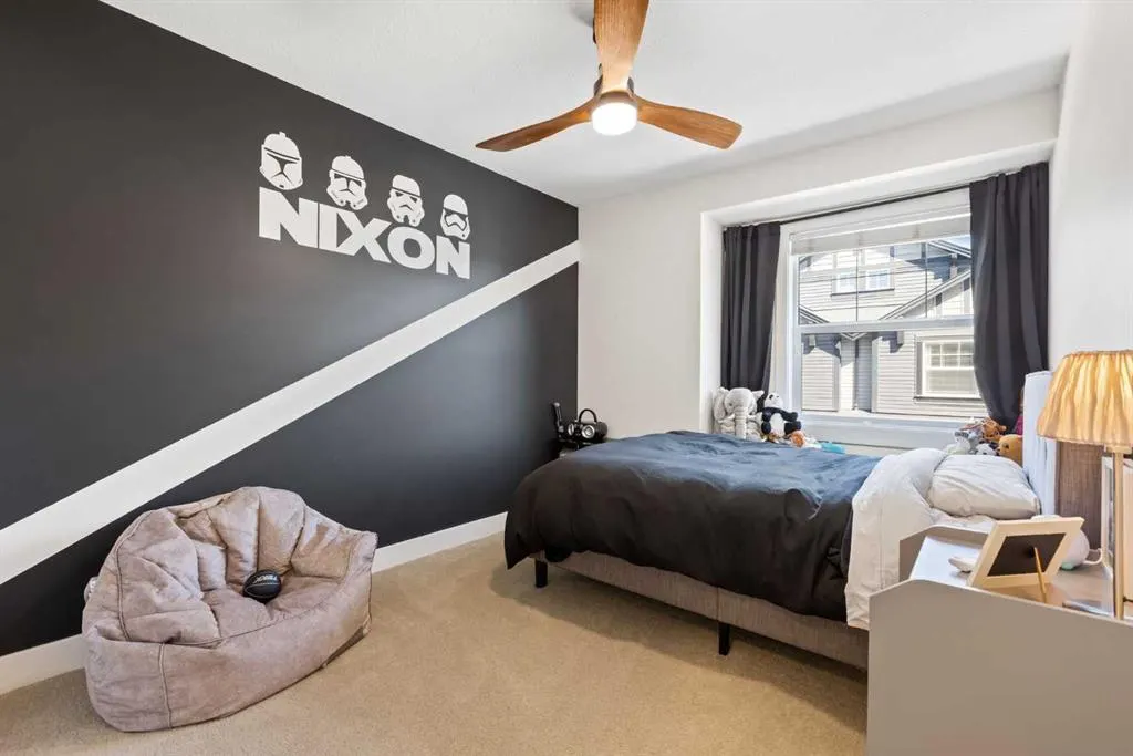 110 Coopers Common SW, #702