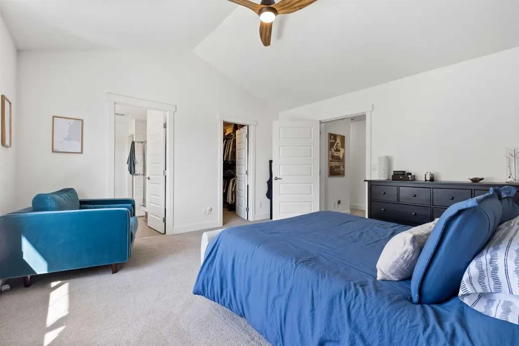 110 Coopers Common SW, #702