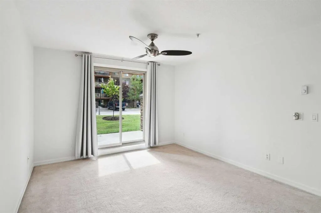 92 Crystal Shores Road, #3102