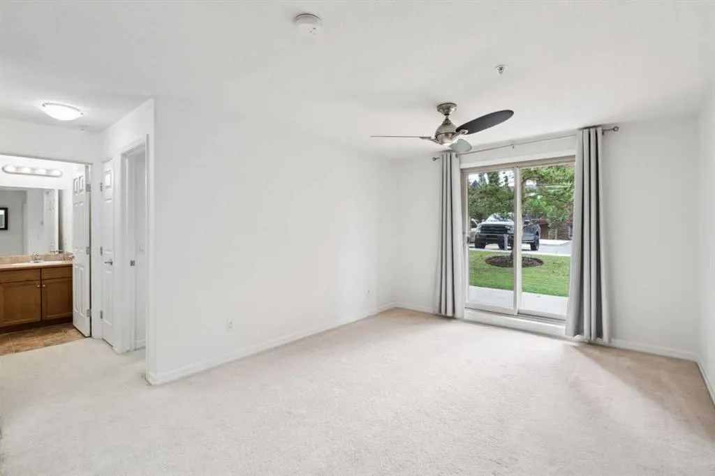 92 Crystal Shores Road, #3102