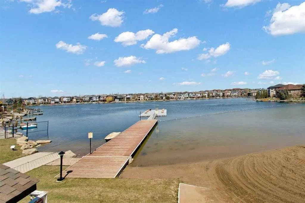 92 Crystal Shores Road, #3102