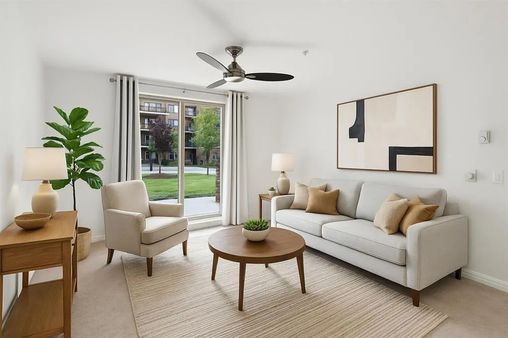 92 Crystal Shores Road, #3102