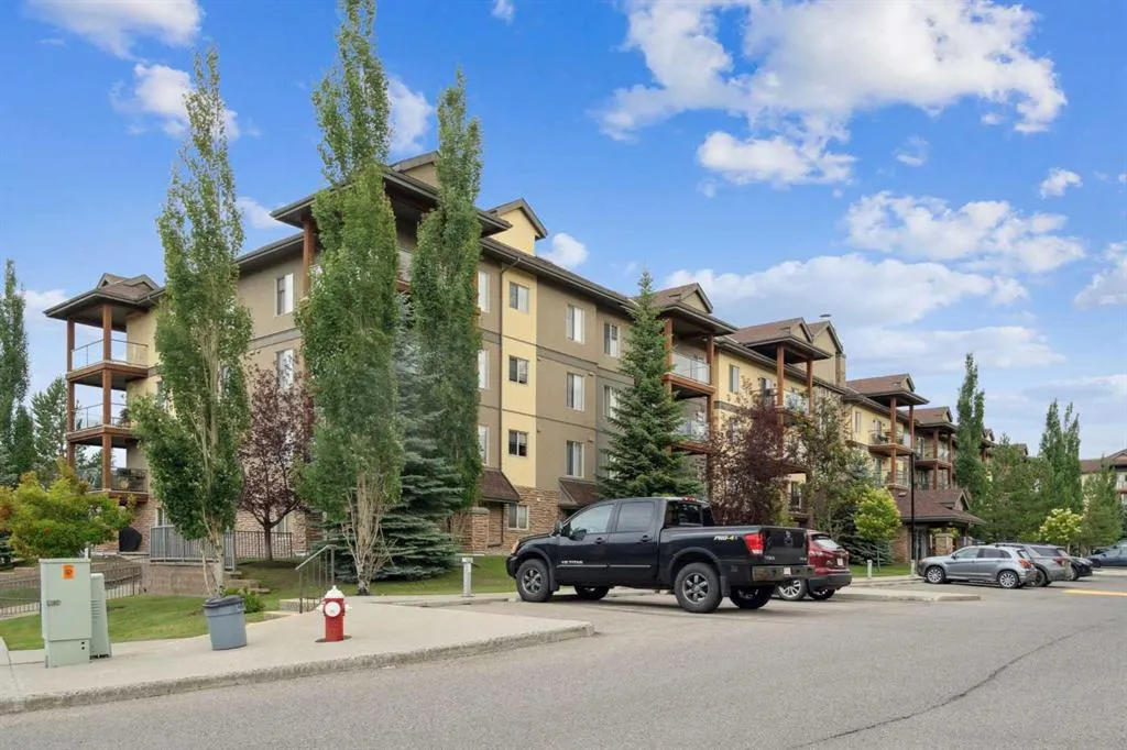92 Crystal Shores Road, #3102