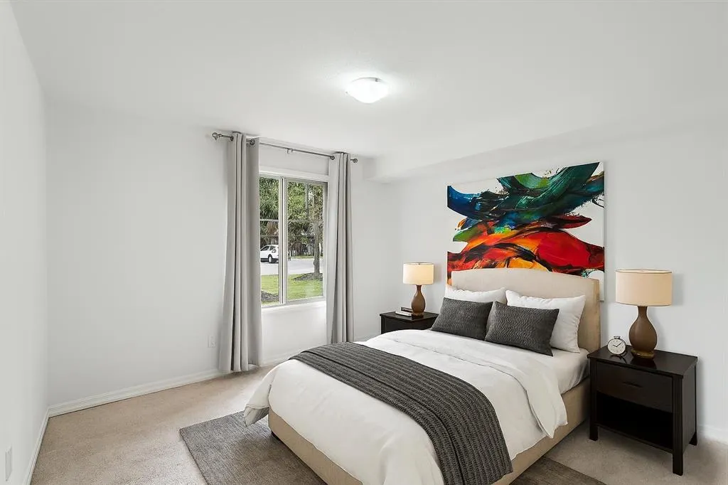 92 Crystal Shores Road, #3102
