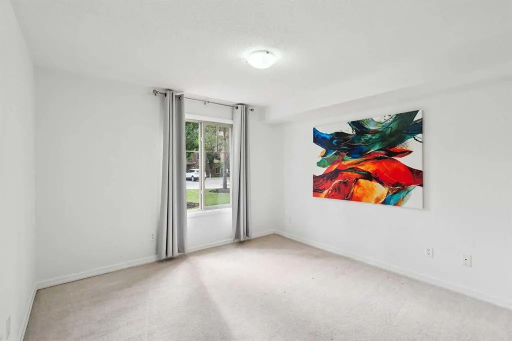 92 Crystal Shores Road, #3102