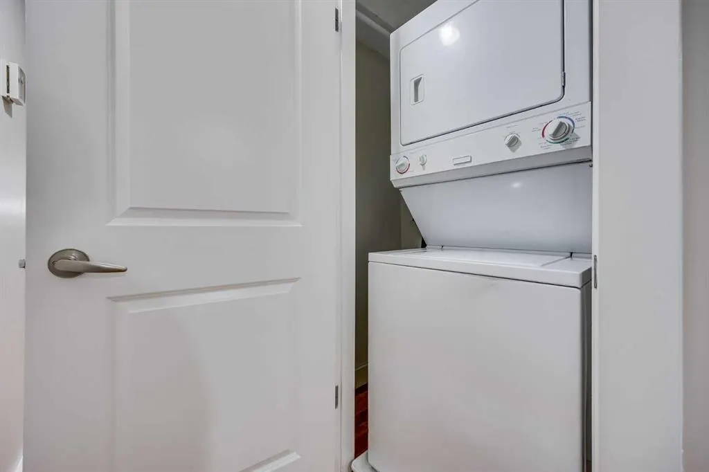 927 2 Avenue NW, #105