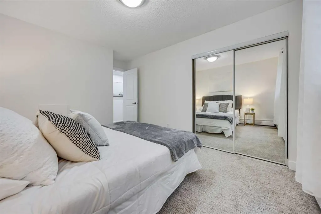 927 2 Avenue NW, #105