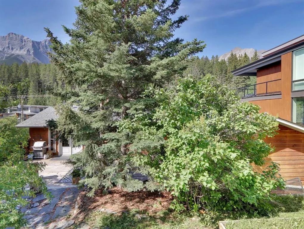 252 Three Sisters Drive