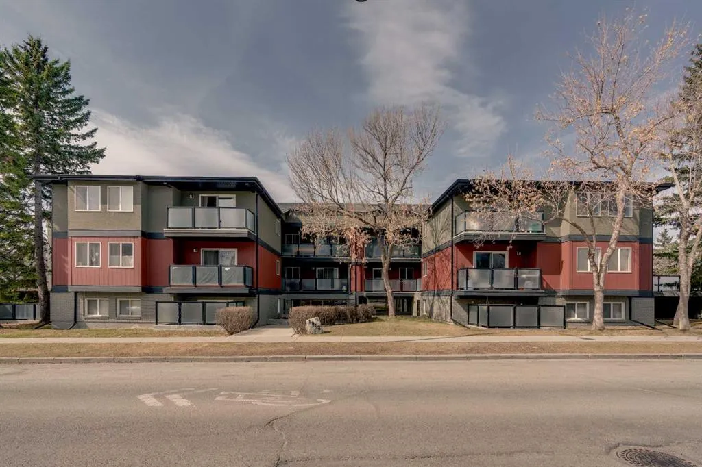 1915 26 Street SW, #206