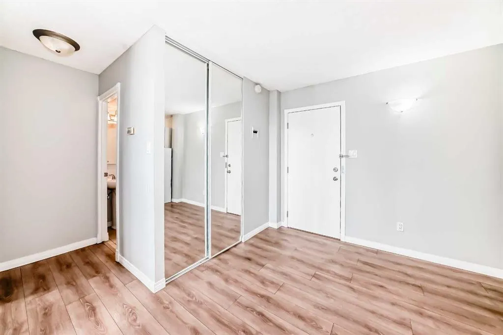 314 14 Street NW, #303
