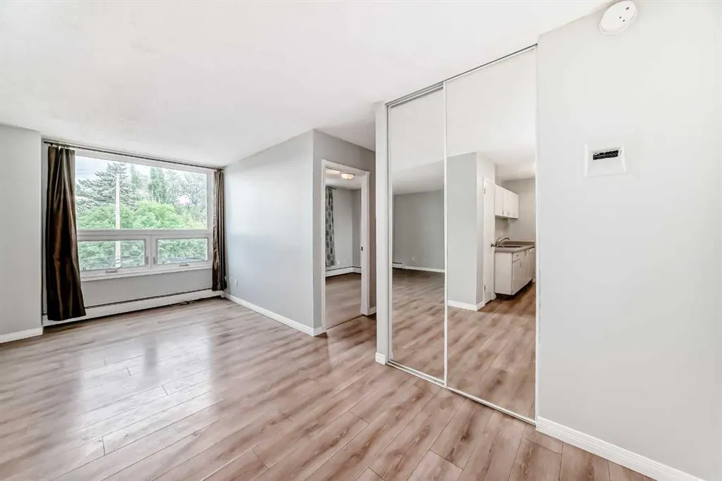 314 14 Street NW, #303