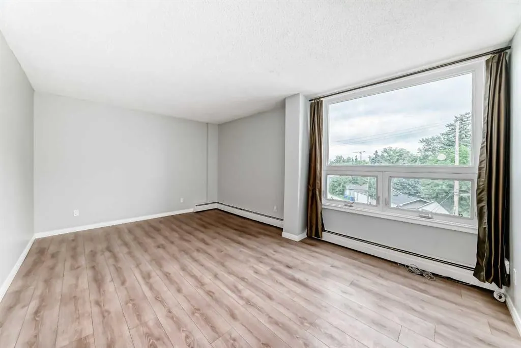 314 14 Street NW, #303
