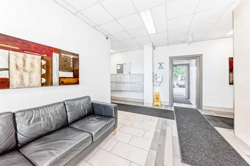 314 14 Street NW, #303
