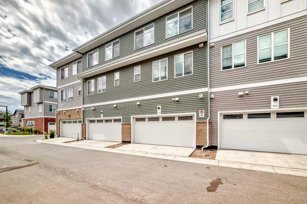 50 Cornerstone Passage NE, #703