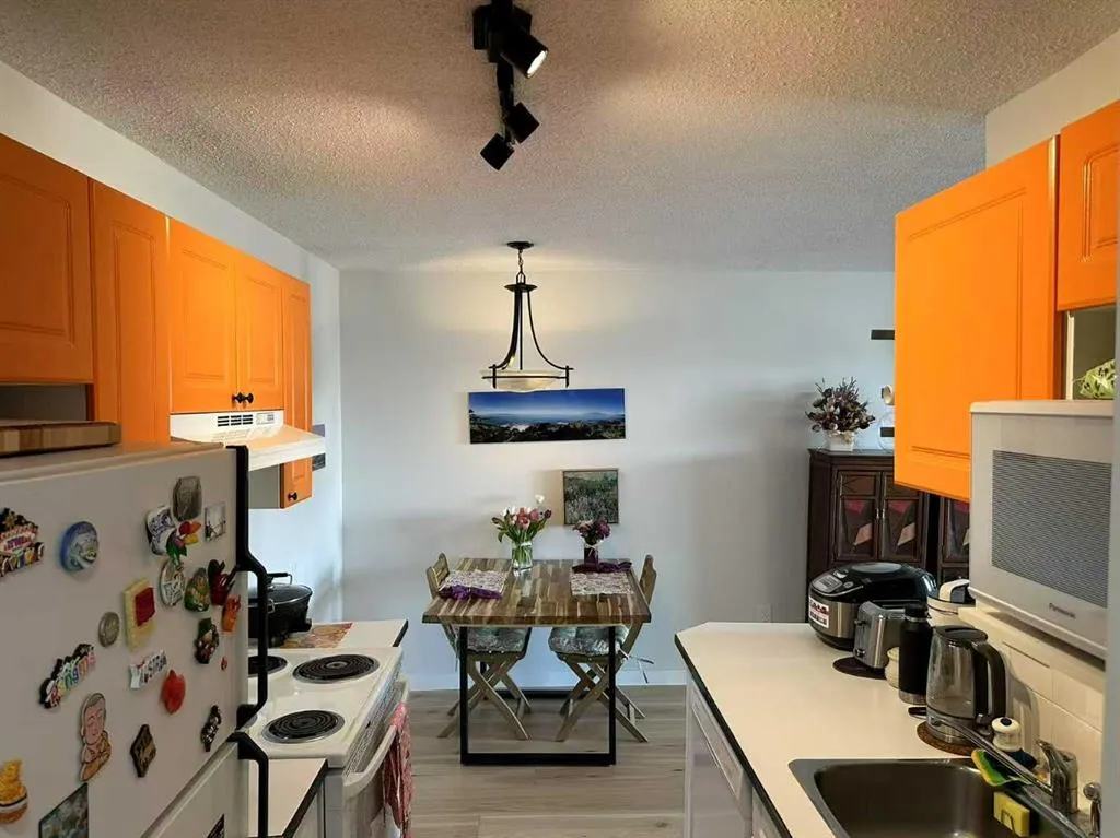 1330 15 Avenue SW, #1204