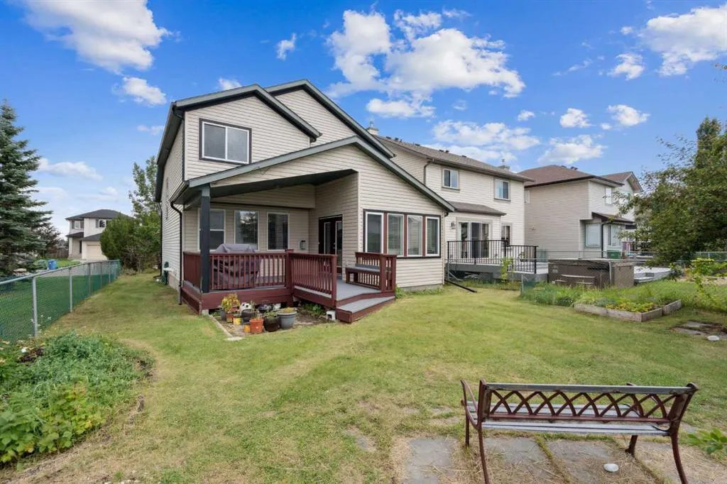 133 Somerglen Way SW