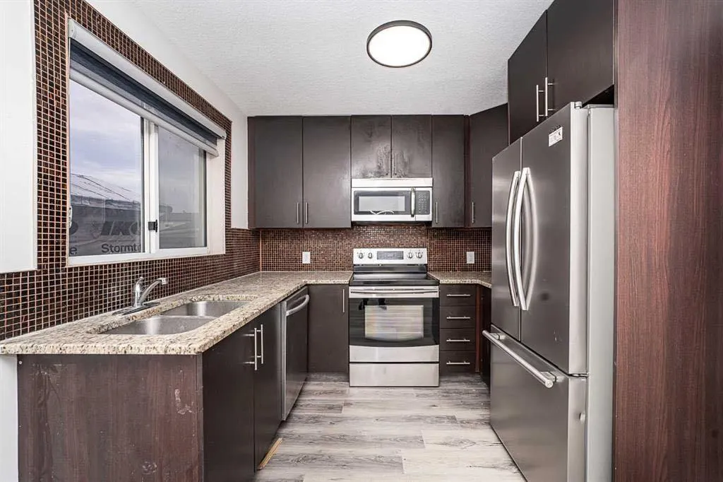 339 Martinbrook Place NE