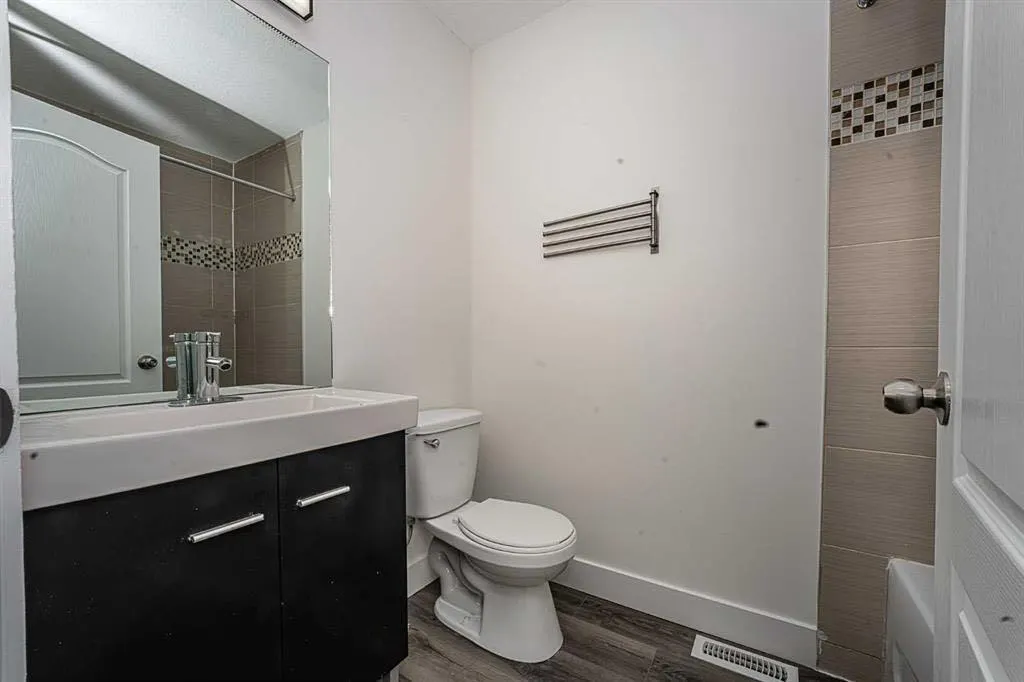 339 Martinbrook Place NE
