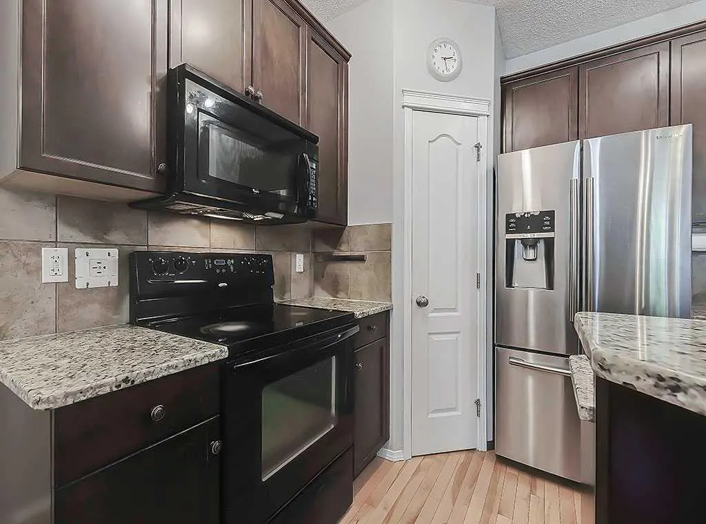 92 Cranford Crescent SE