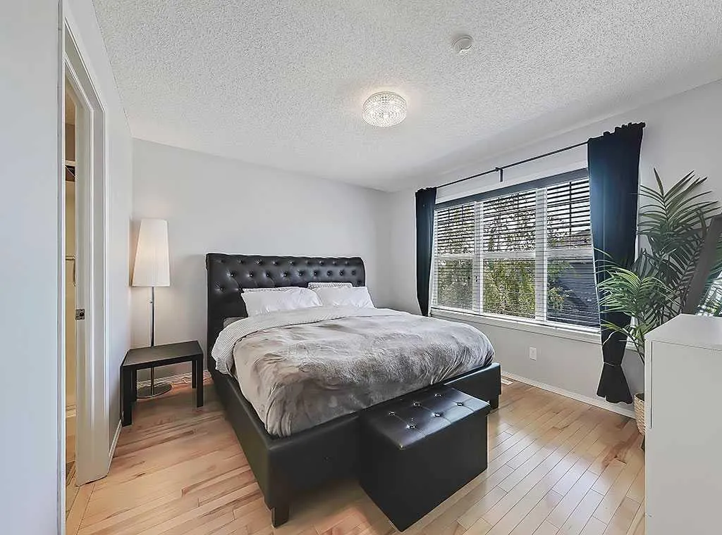 92 Cranford Crescent SE