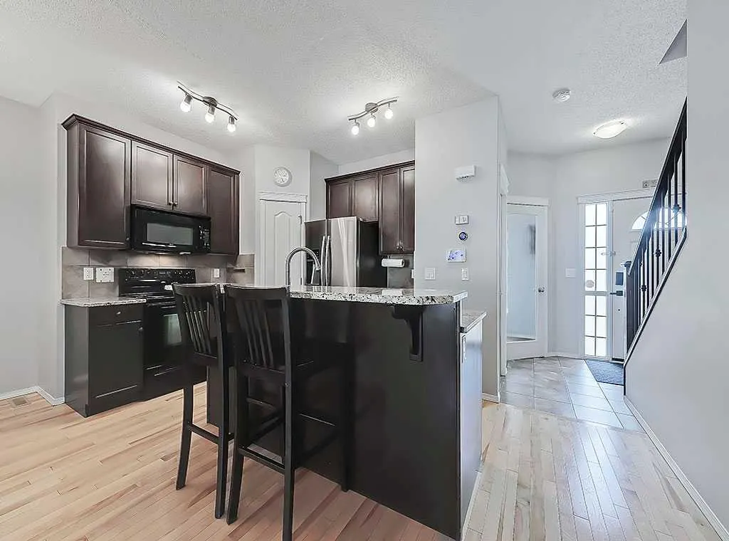 92 Cranford Crescent SE