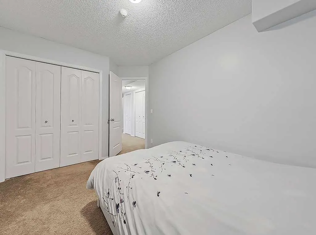 92 Cranford Crescent SE