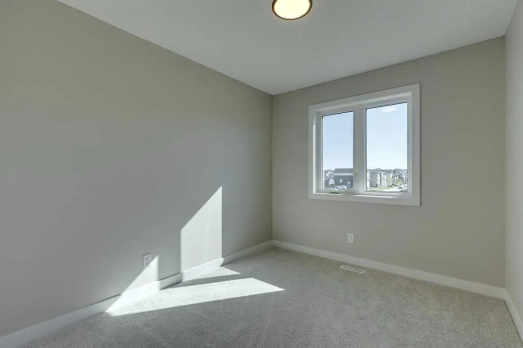 137 Ambleton Boulevard NW